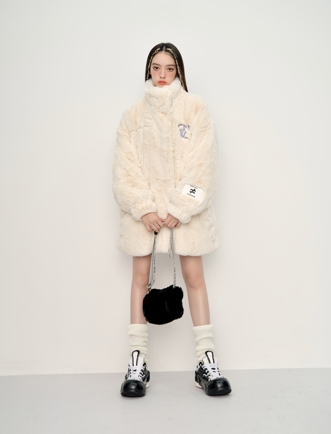 HEURUEH x CANOTWAIT_ Faux Fur Field Coat