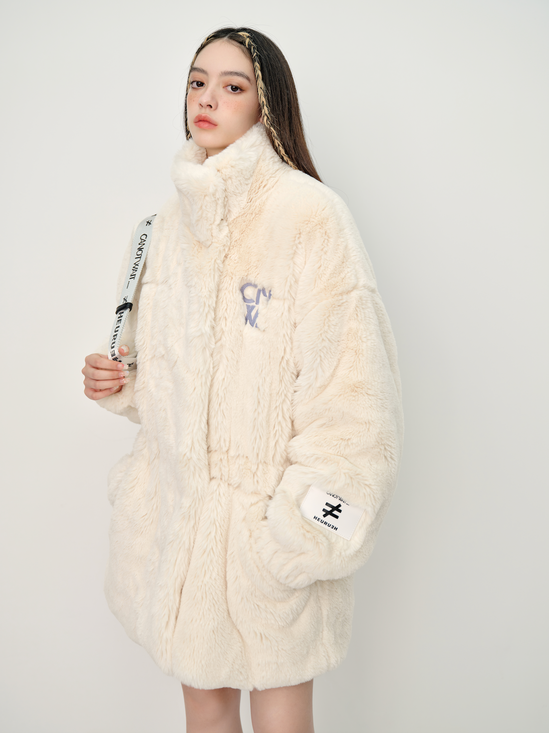 HEURUEH x CANOTWAIT_ Faux Fur Field Coat