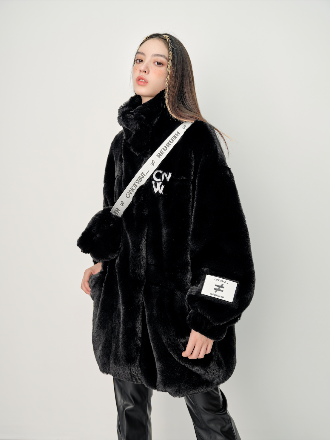 HEURUEH x CANOTWAIT_ Faux Fur Field Coat